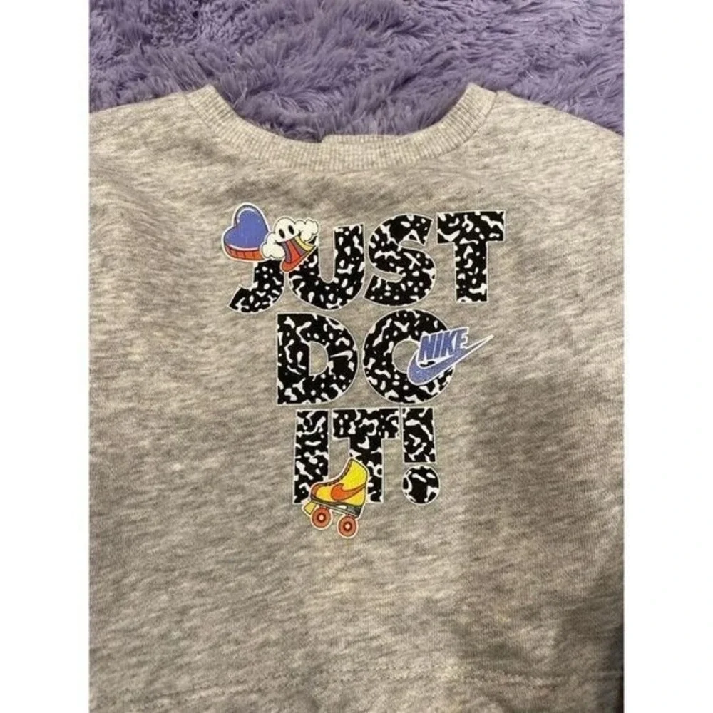 Girls Nike Outfit Size 24 months‎ cropped sweatshirt and leggings